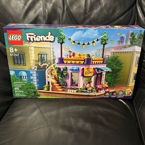 Lego Friends Heartlake City Community Kitchen (41747)